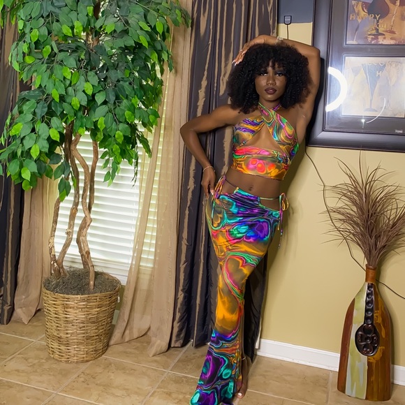 Jade | Two Piece Set - Picture 2 of 3